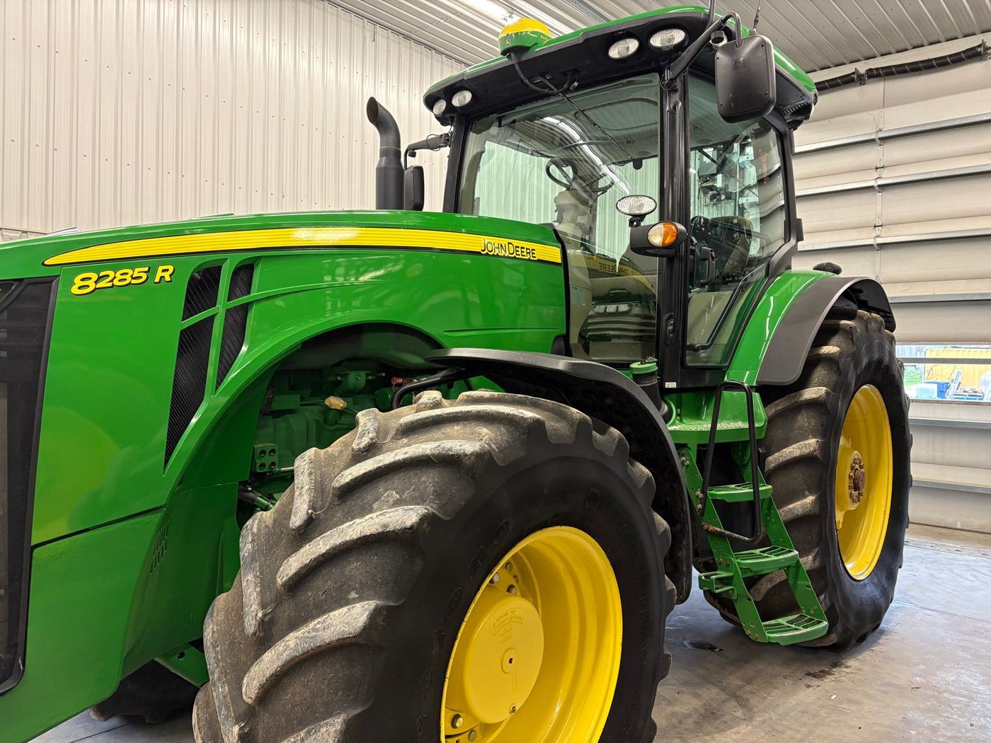 John Deere 8285R tractor, freshly detailed